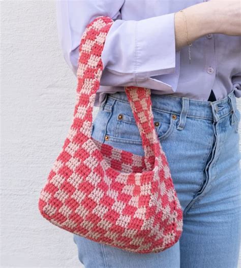 free crochet checkered bag pattern